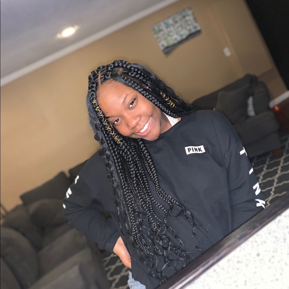 Meet your Posher, Sierra